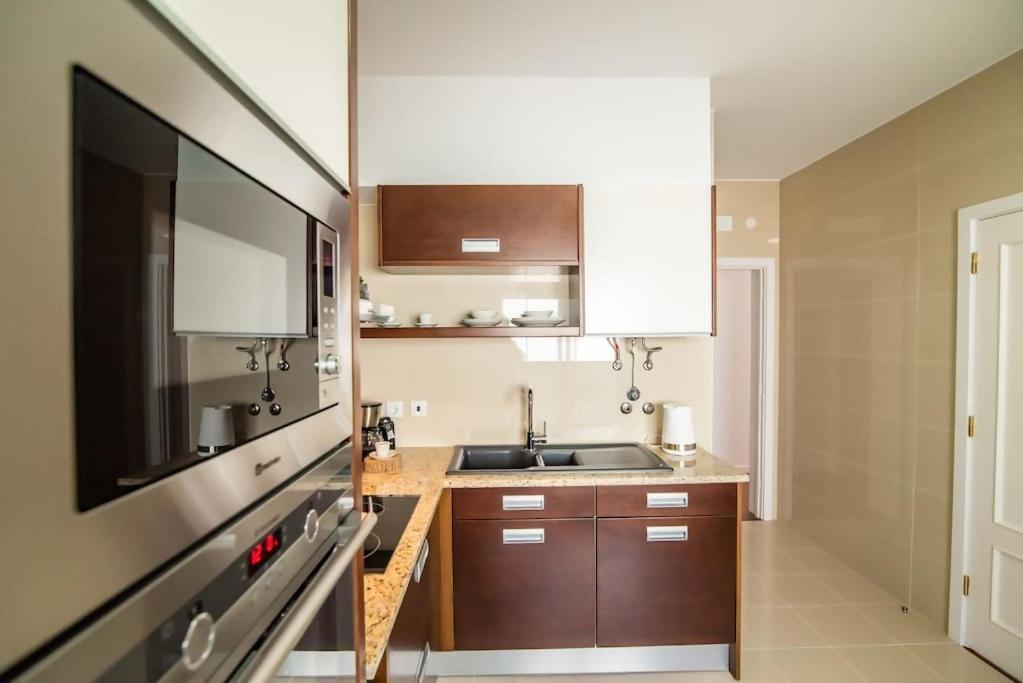 Cozy Sea View Apartment Near City & Airport Ponta Delgada Dış mekan fotoğraf