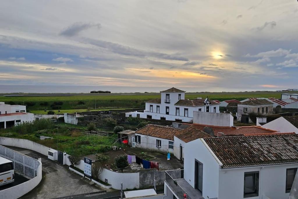 Cozy Sea View Apartment Near City & Airport Ponta Delgada Dış mekan fotoğraf